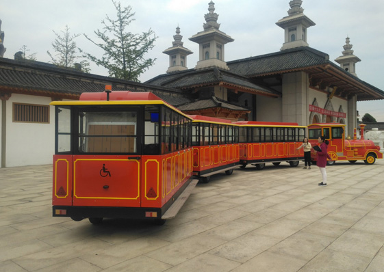 img of 非常適應寒冷氣候的觀光火車