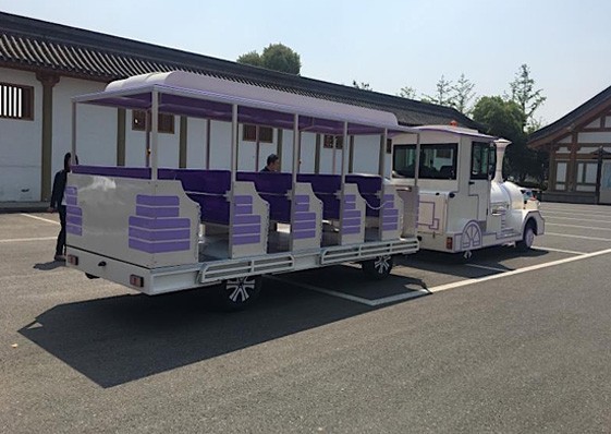 無軌電動(dòng)觀光火車 無軌電動(dòng)觀光火車